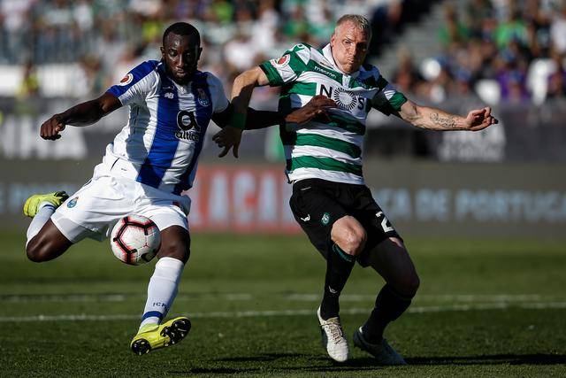 yabo-这也行？葡萄牙体育赛后战术微调科维托娃连续十二场比赛得分超过失利，Uzi在美国队比赛中伤愈复出的简单介绍-yabo