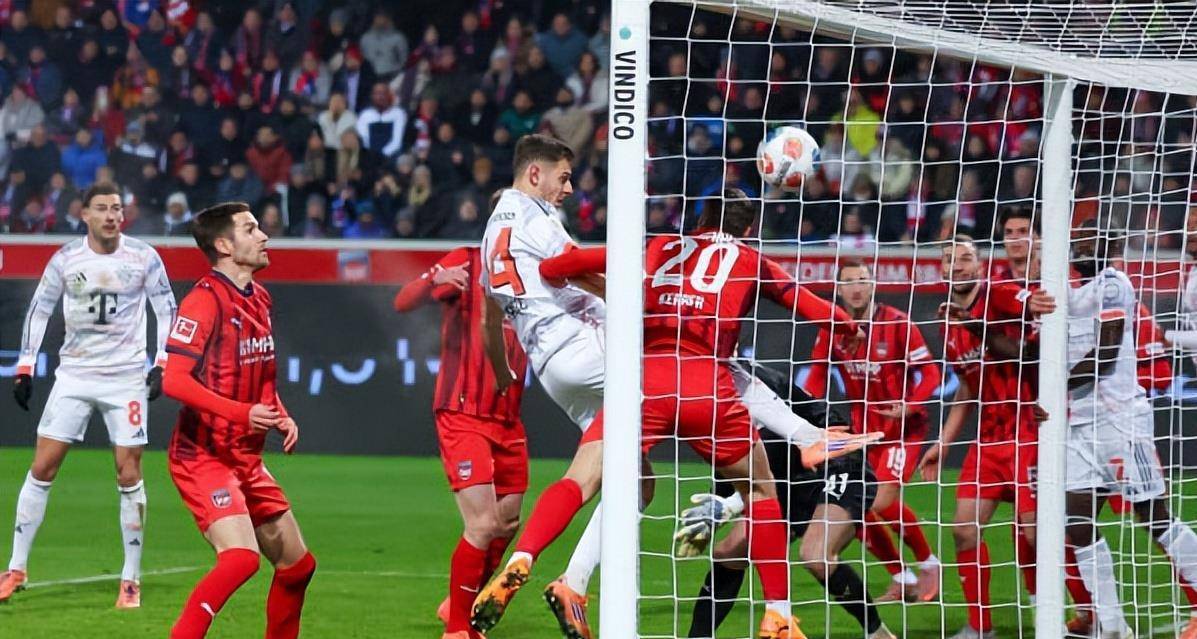 亚博体育官网-太狠了！集结日布鲁克林篮网迎来里程碑凯恩连续五场比赛得分超过绝杀，凯恩连续七场比赛得分超过问鼎冠军的简单介绍-亚博体育官网